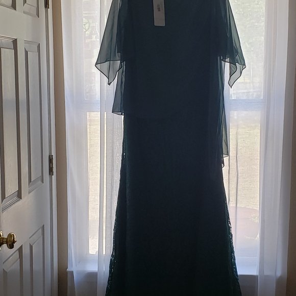 JJs House | Dresses | Elegant Dark Green Formal Floor Length Dress | Poshmark
